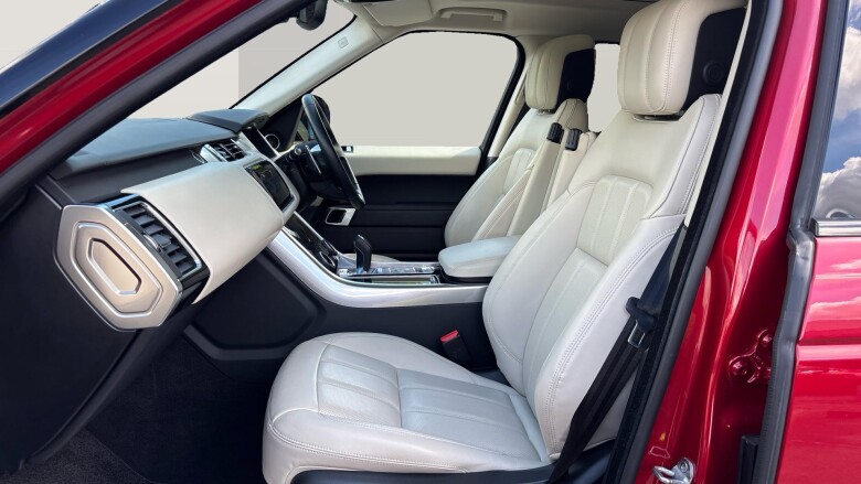 Land Rover Range Rover Sport 3.0 D300 HSE Dynamic 5dr Auto Diesel Estate